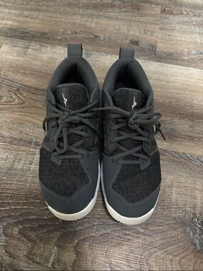 Men's Gray Athletic Sneakers